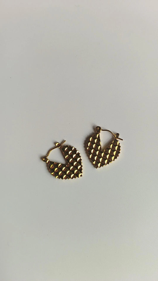 TE010 Golden Love